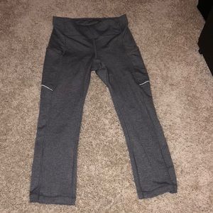 Lululemon Speed Up Crops in Gray